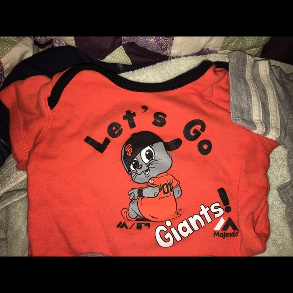 San Francisco 3-6 mth onsies lot of 4 - Picture 2 of 5